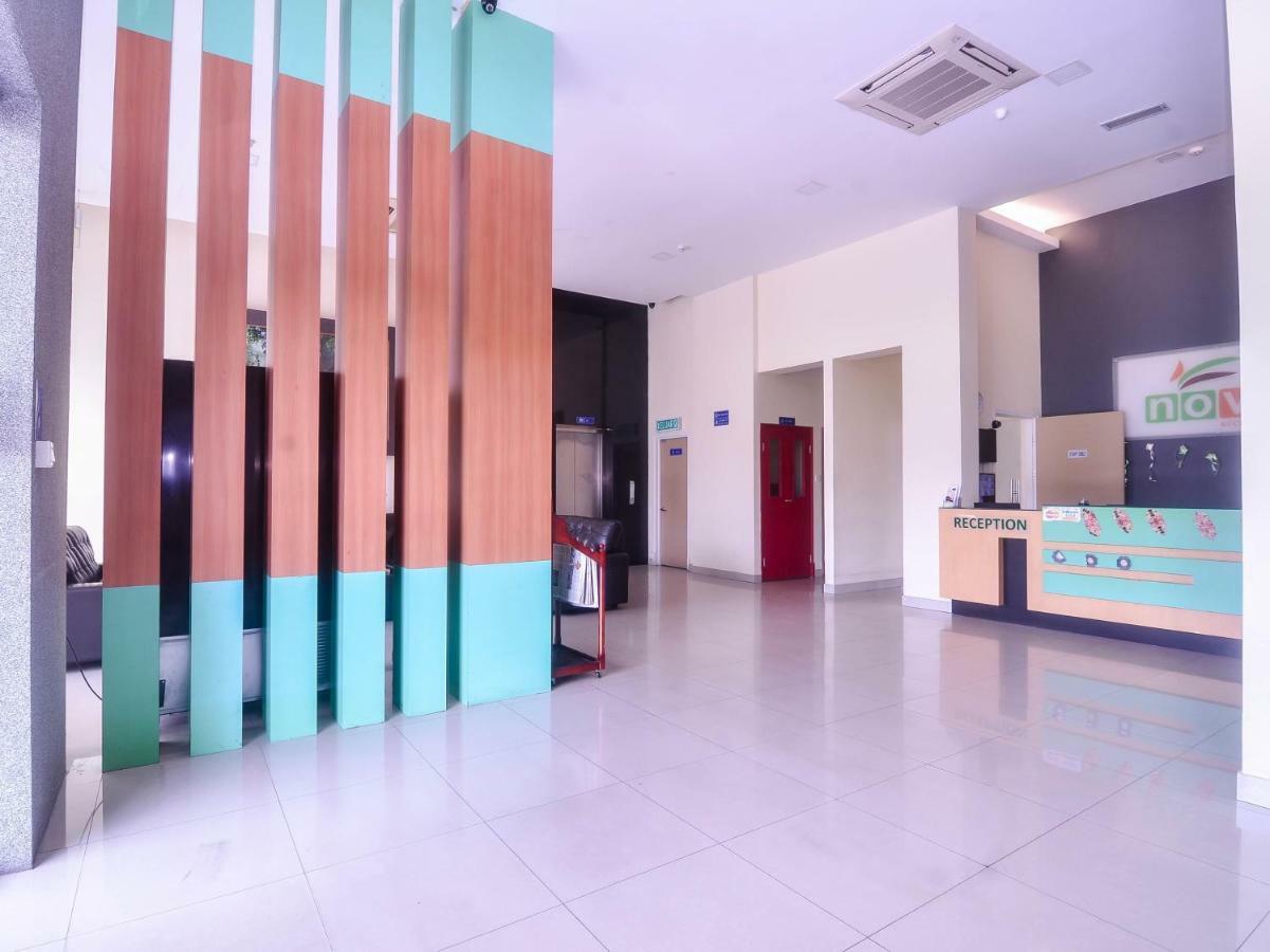 Nova Kuching Hotel Kültér fotó